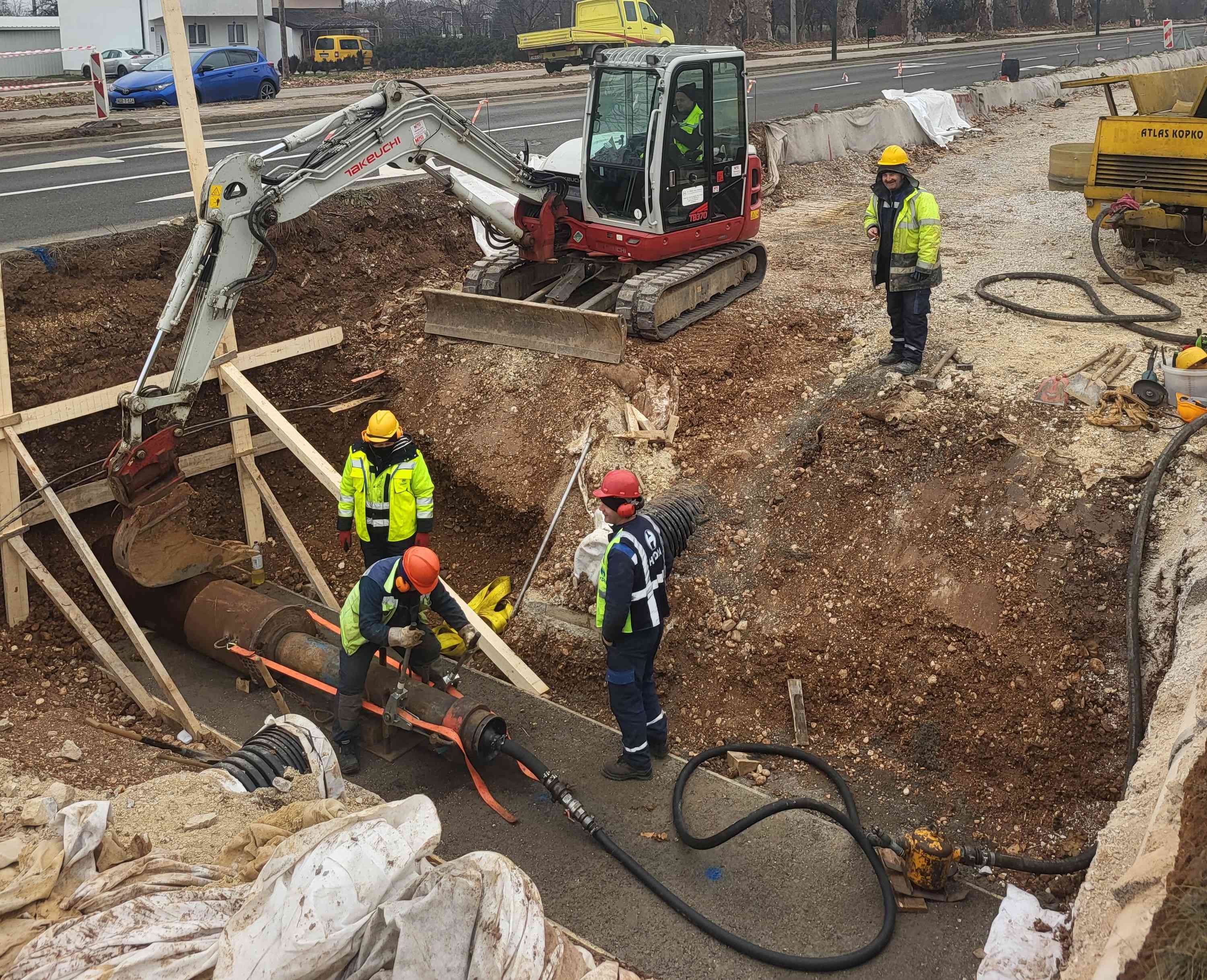Hydra team at work